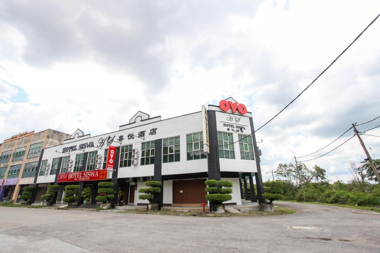 Oyo 89539 Hotel Siswa Kampar Exterior photo